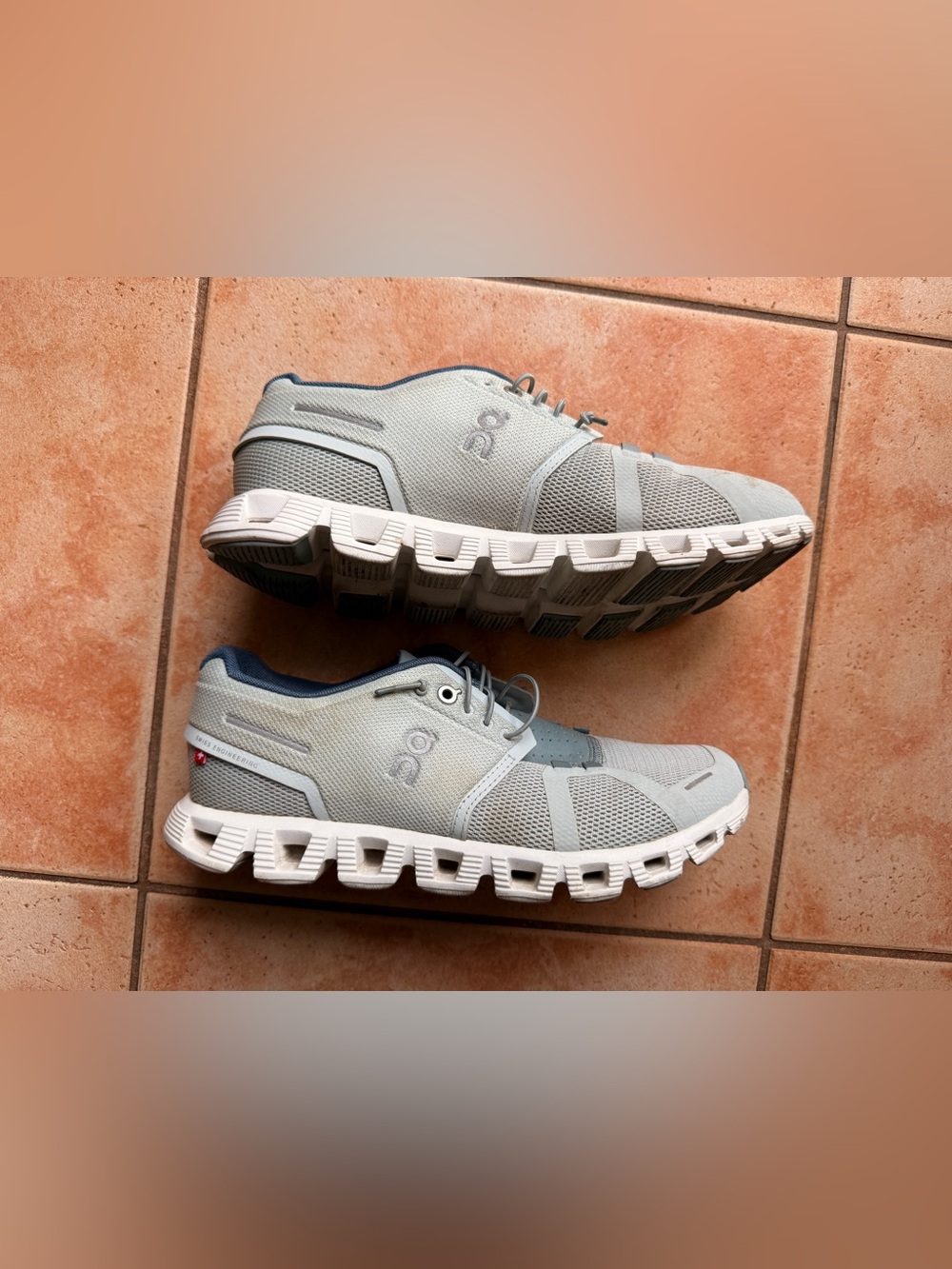 On Running Cloud shoes
